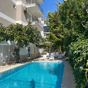 Apart Otel Fora, Çeşme